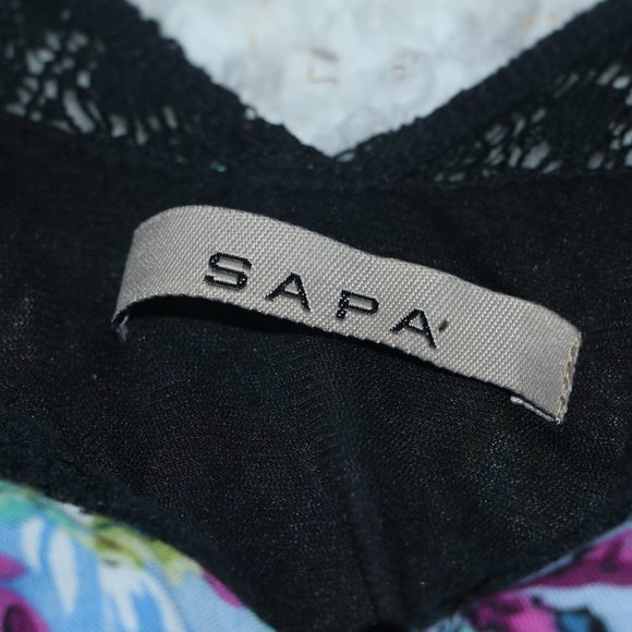 SAPA Floral Dress - Picture 4 of 10